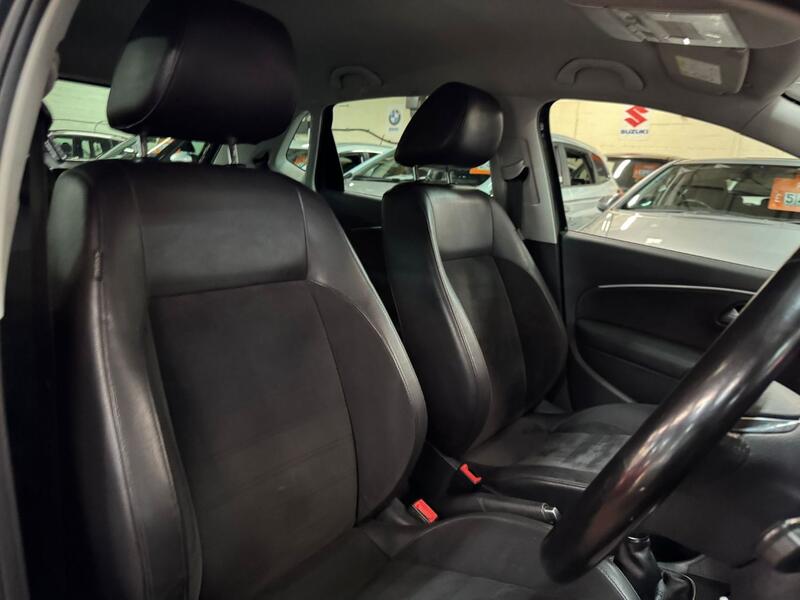 VOLKSWAGEN POLO 1.2 TSI BlueMotion Tech Match 2016