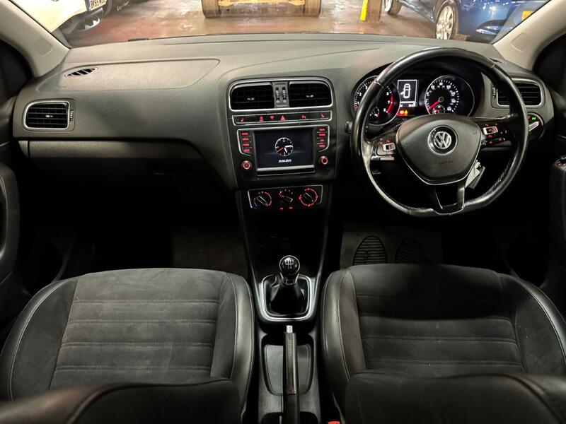 VOLKSWAGEN POLO 1.2 TSI BlueMotion Tech Match 2016