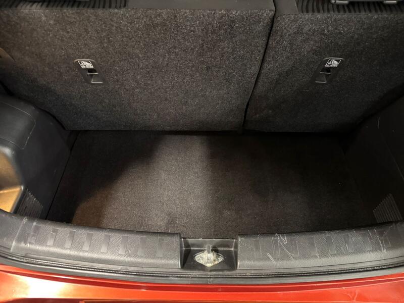 SUZUKI SWIFT 1.2 SZ4 2013