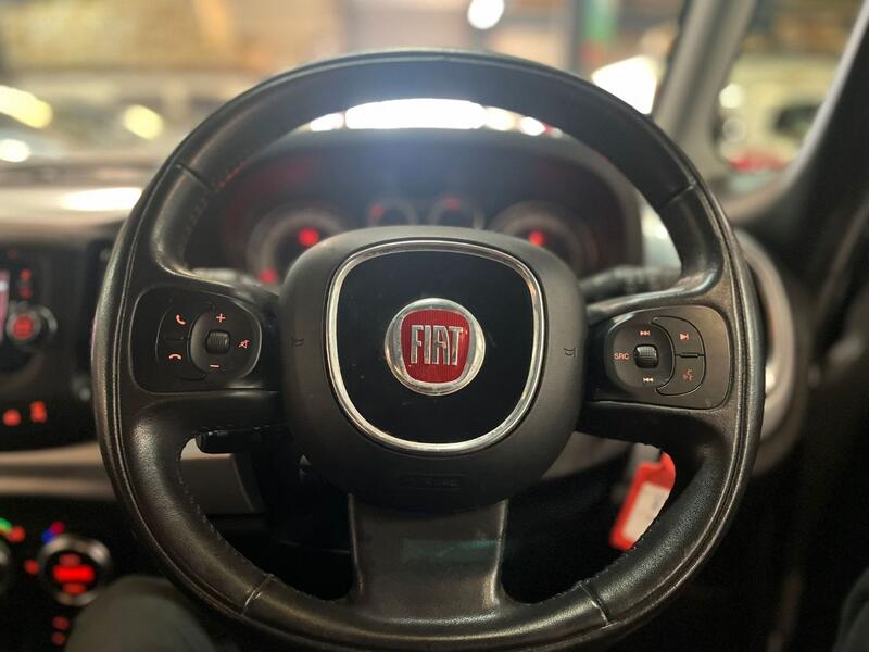 FIAT 500L 0.9 500l Trekking Twinair 105hp Beats Edition 2015