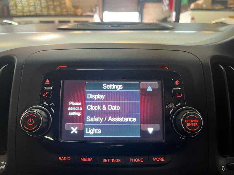 FIAT 500L 0.9 500l Trekking Twinair 105hp Beats Edition 2015