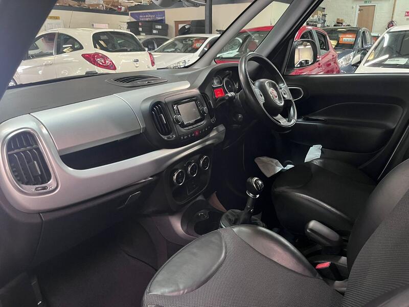 FIAT 500L 0.9 500l Trekking Twinair 105hp Beats Edition 2015