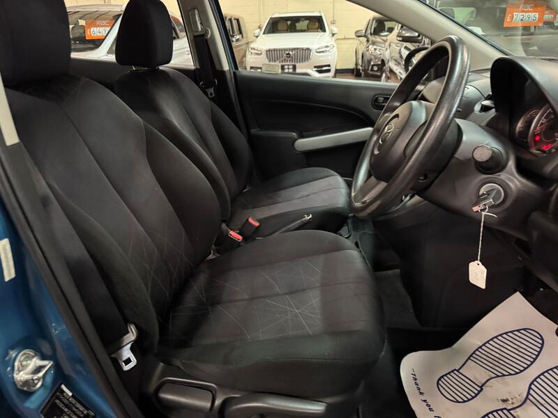 MAZDA MAZDA2 1.3 TS 2013