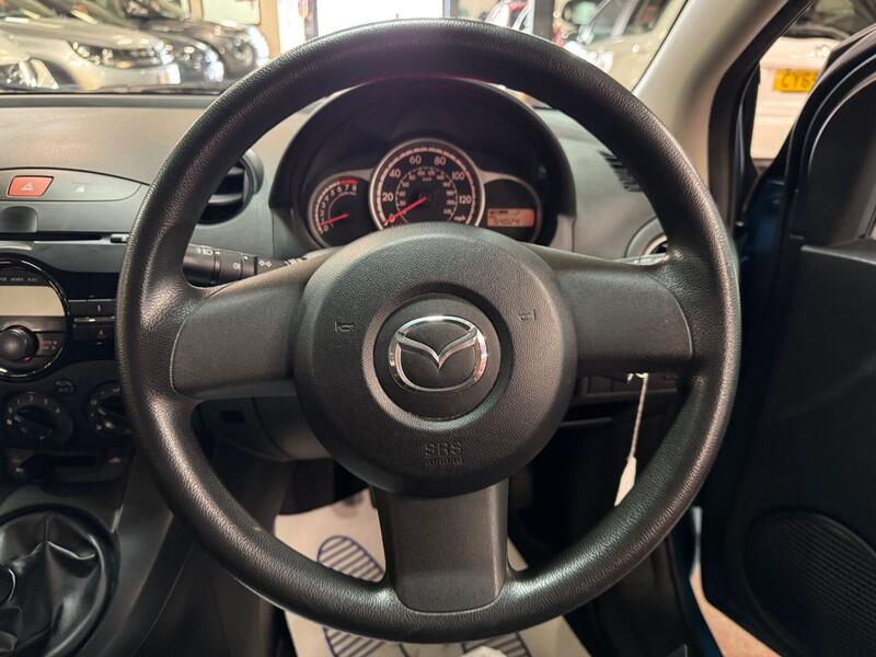 MAZDA MAZDA2 1.3 TS 2013