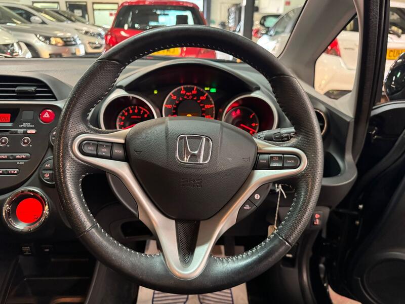 HONDA JAZZ 1.4 i-VTEC Si 2015