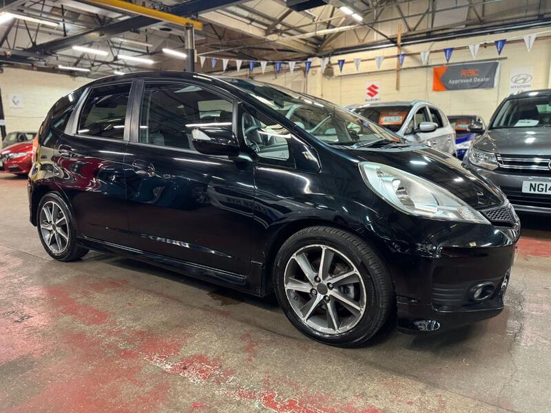HONDA JAZZ 1.4 i-VTEC Si 2015