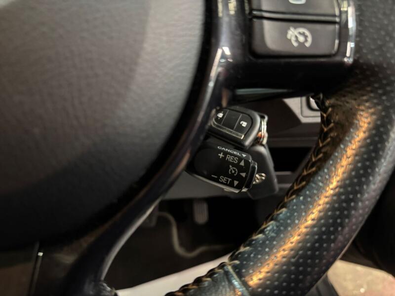 TOYOTA YARIS 1.3 Dual VVT-i Design 2017