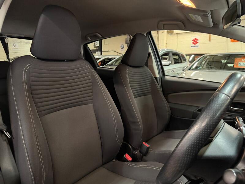 TOYOTA YARIS 1.3 Dual VVT-i Design 2017