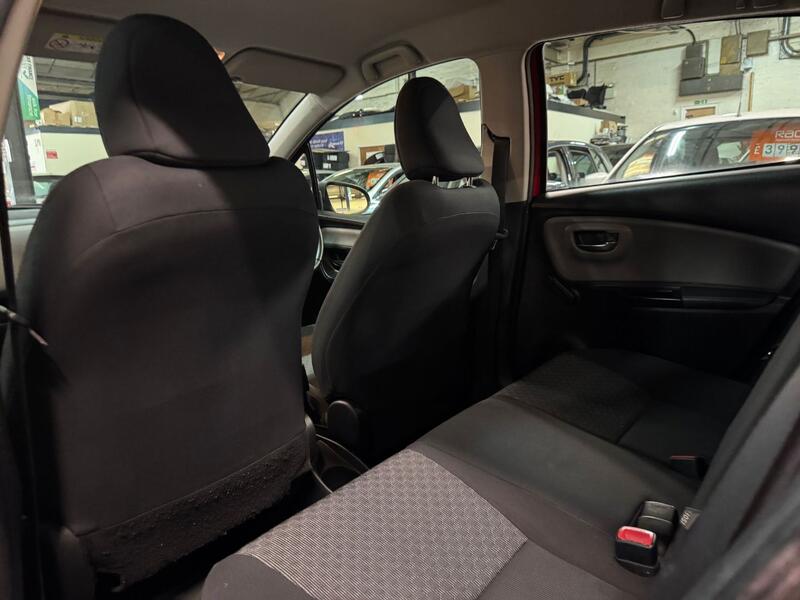 TOYOTA YARIS 1.3 Dual VVT-i Icon 2015