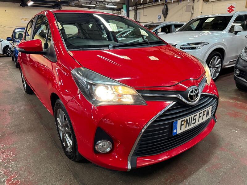 TOYOTA YARIS 1.3 Dual VVT-i Icon 2015