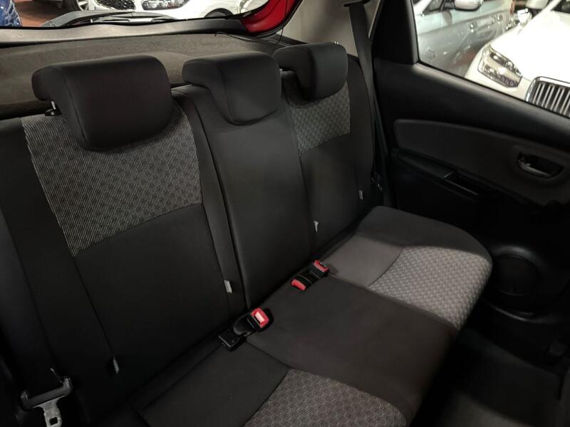 TOYOTA YARIS 1.3 Dual VVT-i Icon 2015