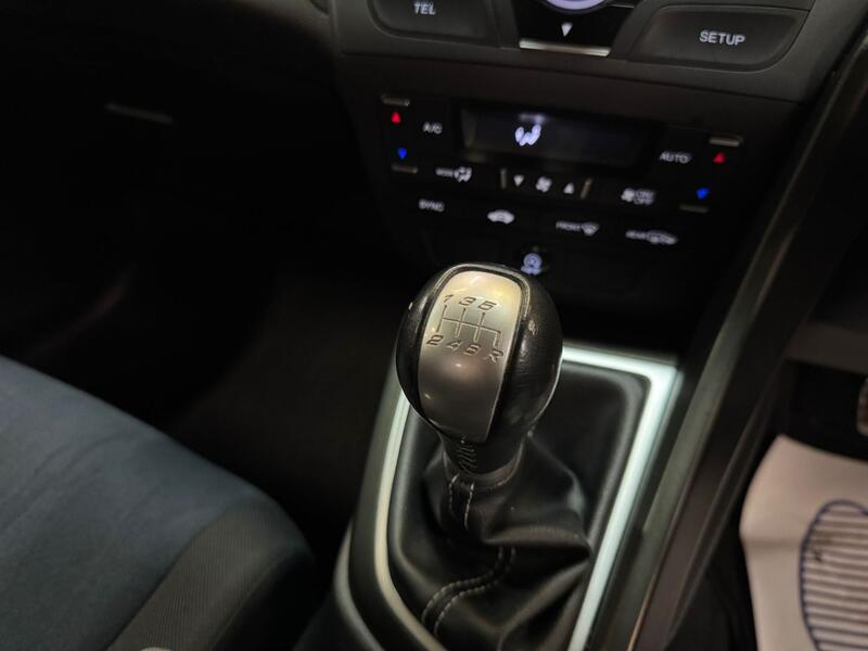 HONDA CIVIC 1.8 i-VTEC ES 2013