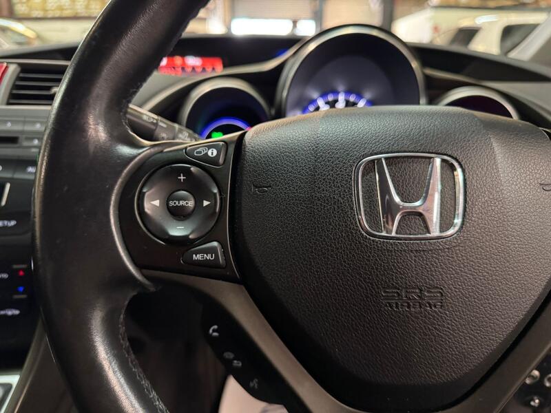 HONDA CIVIC 1.8 i-VTEC ES 2013