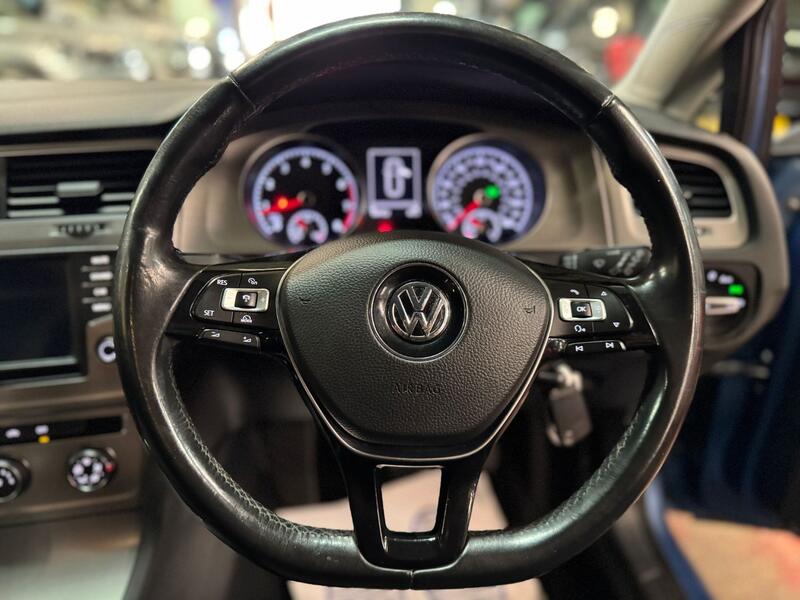 VOLKSWAGEN GOLF 1.4 TSI BlueMotion Tech SE 2016