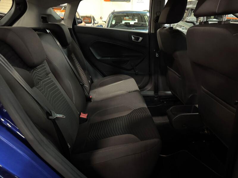 FORD FIESTA 1.3 Zetec 2015