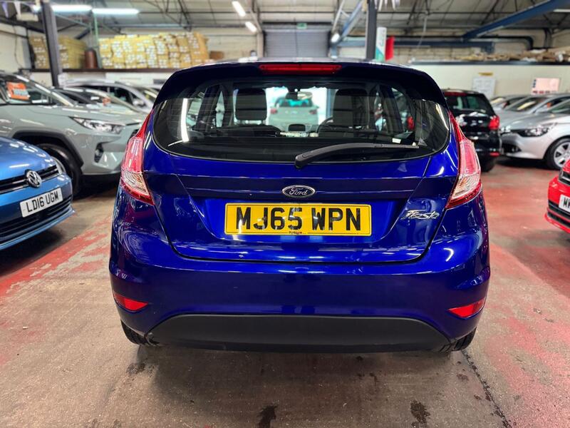 FORD FIESTA 1.3 Zetec 2015