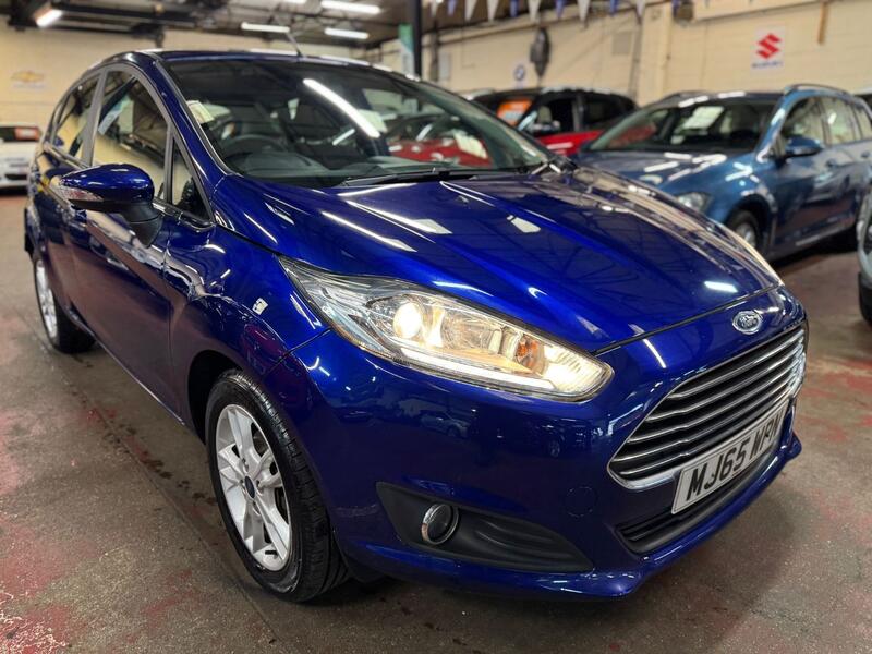 FORD FIESTA 1.3 Zetec 2015
