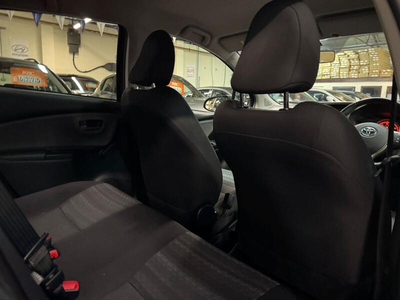 TOYOTA YARIS 1.0 VVT-i Icon 2016