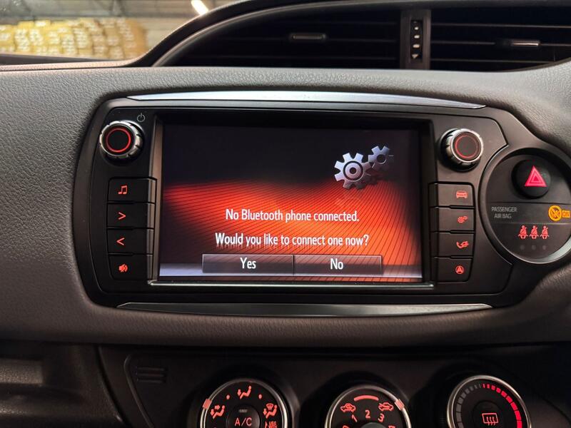 TOYOTA YARIS 1.0 VVT-i Icon 2016