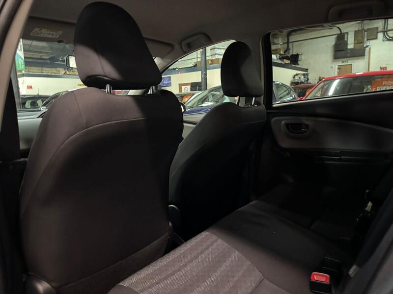 TOYOTA YARIS 1.0 VVT-i Icon 2016