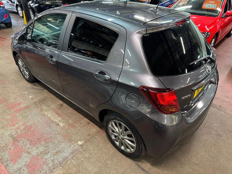 TOYOTA YARIS 1.0 VVT-i Icon 2016