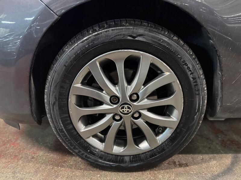 TOYOTA YARIS 1.0 VVT-i Icon 2016