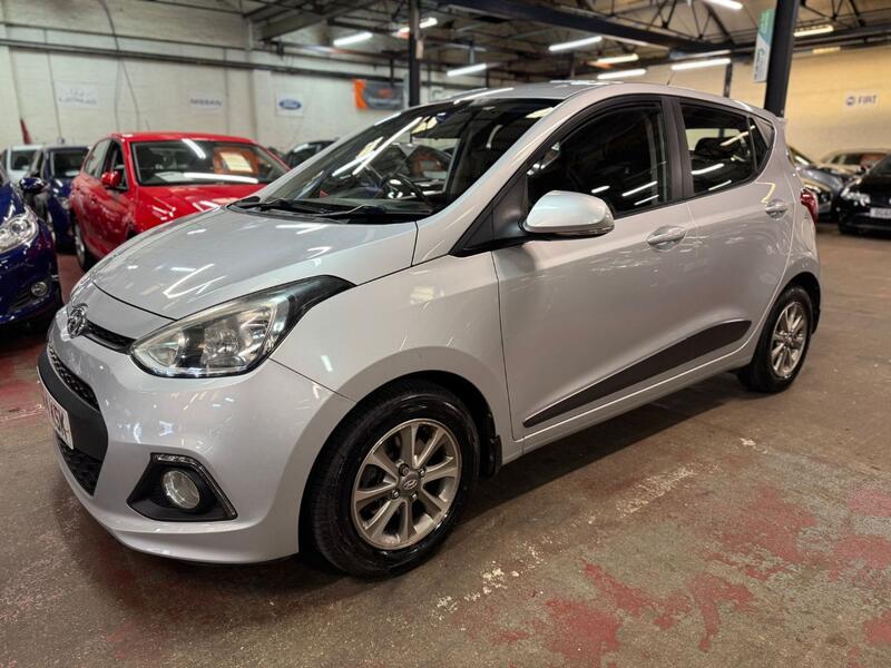 HYUNDAI I10 1.0 Premium 2014