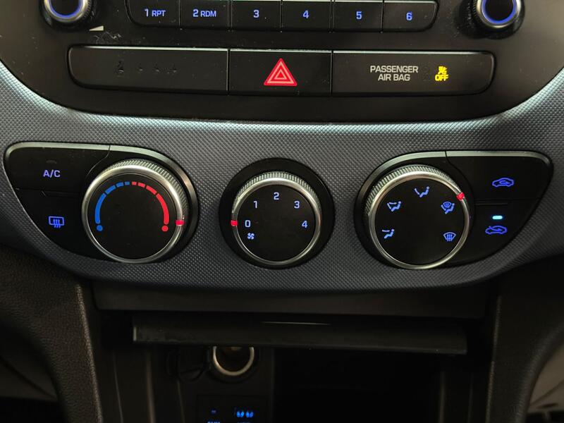 HYUNDAI I10 1.0 Premium 2014