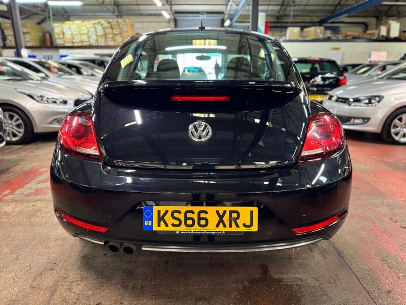 VOLKSWAGEN BEETLE 1.4 TSI BlueMotion Tech Design 2016