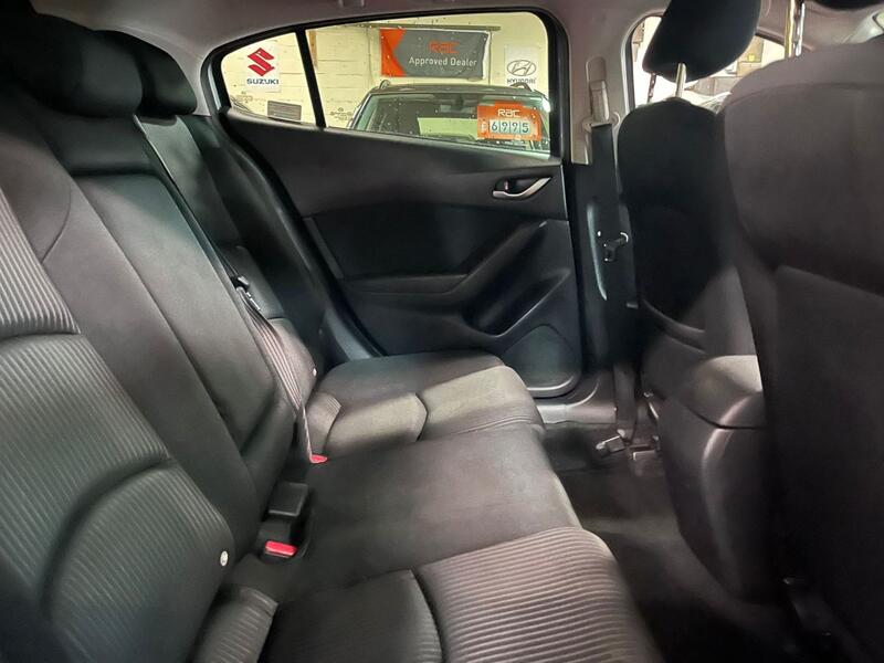 MAZDA MAZDA3 2.0 SKYACTIV-G SE-L 2016