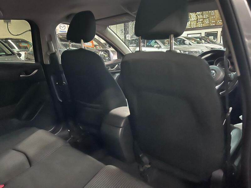 MAZDA MAZDA3 2.0 SKYACTIV-G SE-L 2016