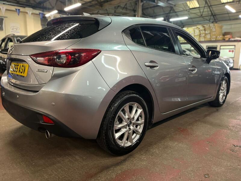 MAZDA MAZDA3 2.0 SKYACTIV-G SE-L 2016