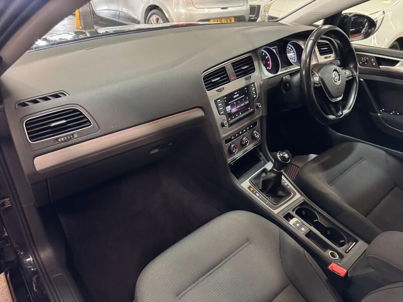 VOLKSWAGEN GOLF 1.4 TSI BlueMotion Tech Match Edition 2016