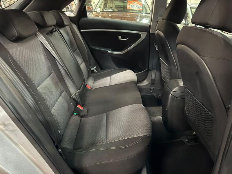 HYUNDAI I30 1.6 CRDi Blue Drive SE Nav 2016