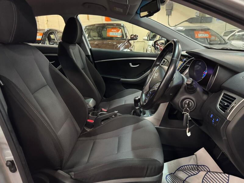 HYUNDAI I30 1.6 CRDi Blue Drive SE Nav 2016