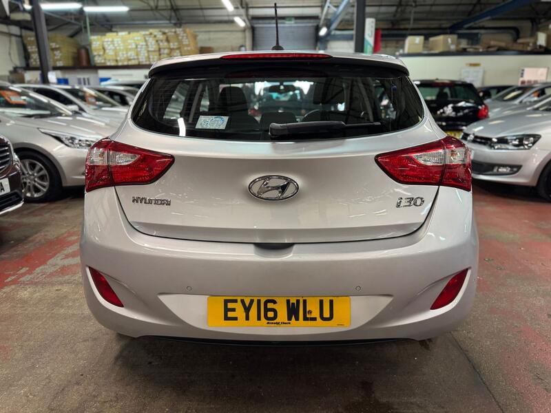 HYUNDAI I30 1.6 CRDi Blue Drive SE Nav 2016