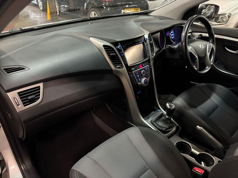 HYUNDAI I30 1.6 CRDi Blue Drive SE Nav 2016