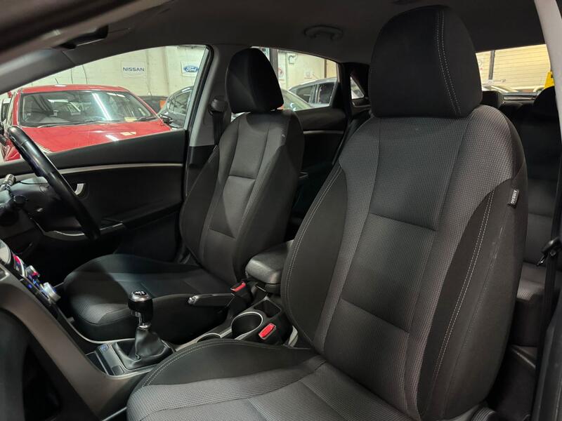 HYUNDAI I30 1.6 CRDi Blue Drive SE Nav 2016