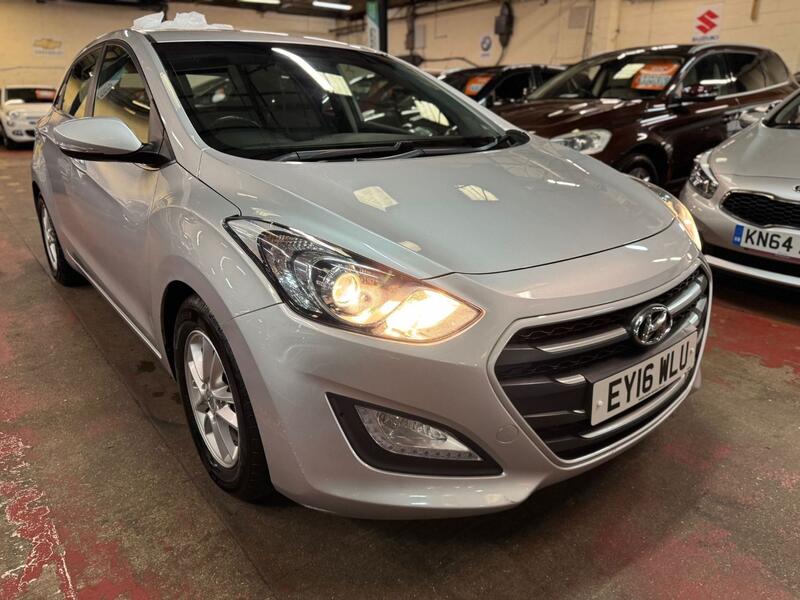 HYUNDAI I30 1.6 CRDi Blue Drive SE Nav 2016