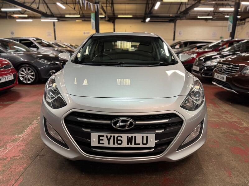 HYUNDAI I30 1.6 CRDi Blue Drive SE Nav 2016